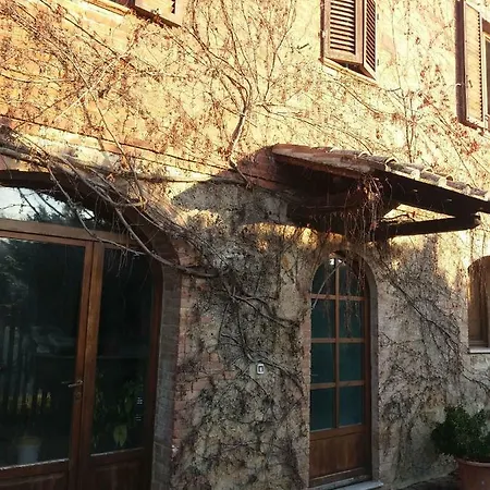 Farm House Il Fondaco ファームステイ *