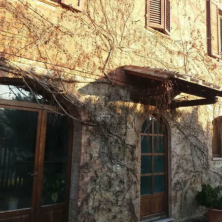 Farm House Il Fondaco Farm stay *